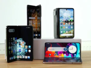 foldable smartphones and tablets